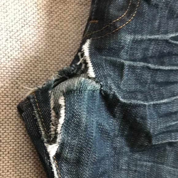 LEVI'S 501 dark wash jeans for MEN W33 L32 - Picture 4 of 4